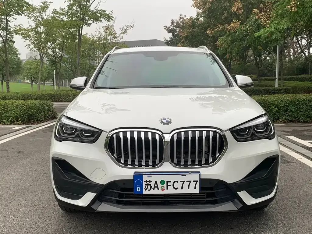 BMW X1 — фото 2