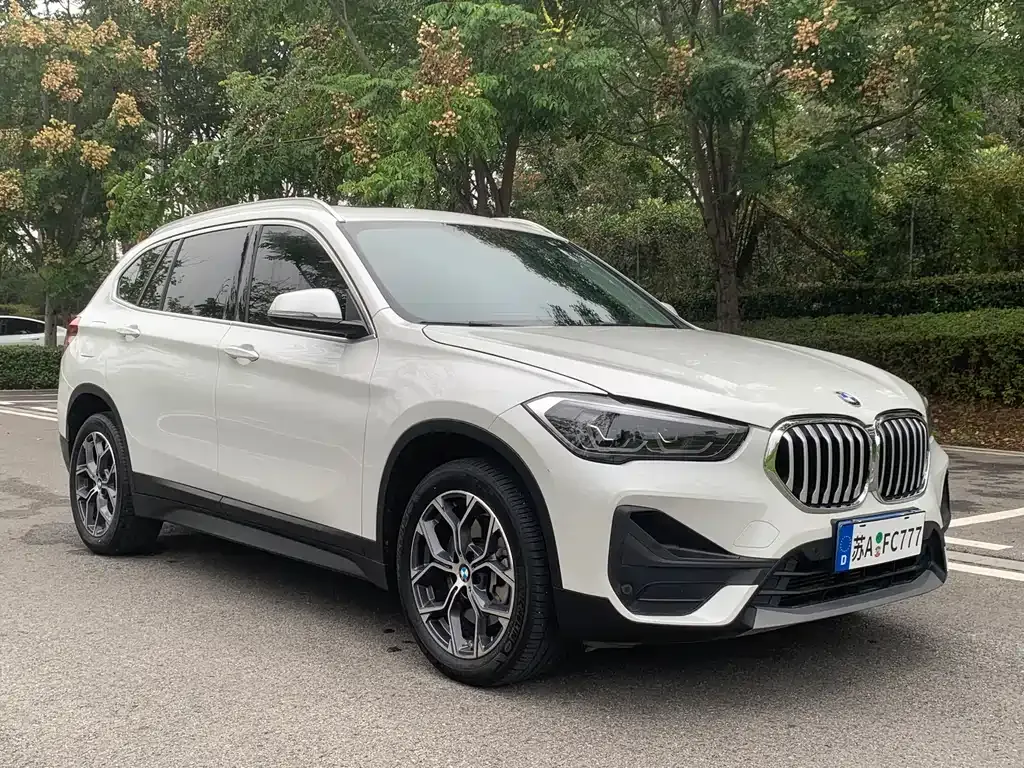 BMW X1 — фото 3
