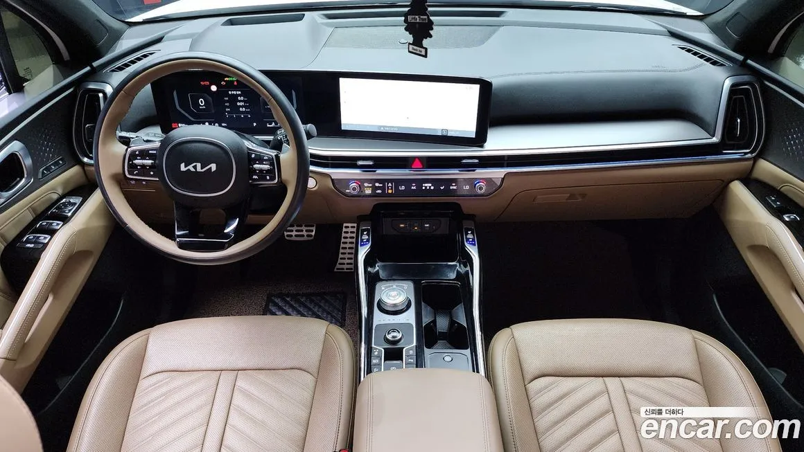 Kia Sorento — фото 7