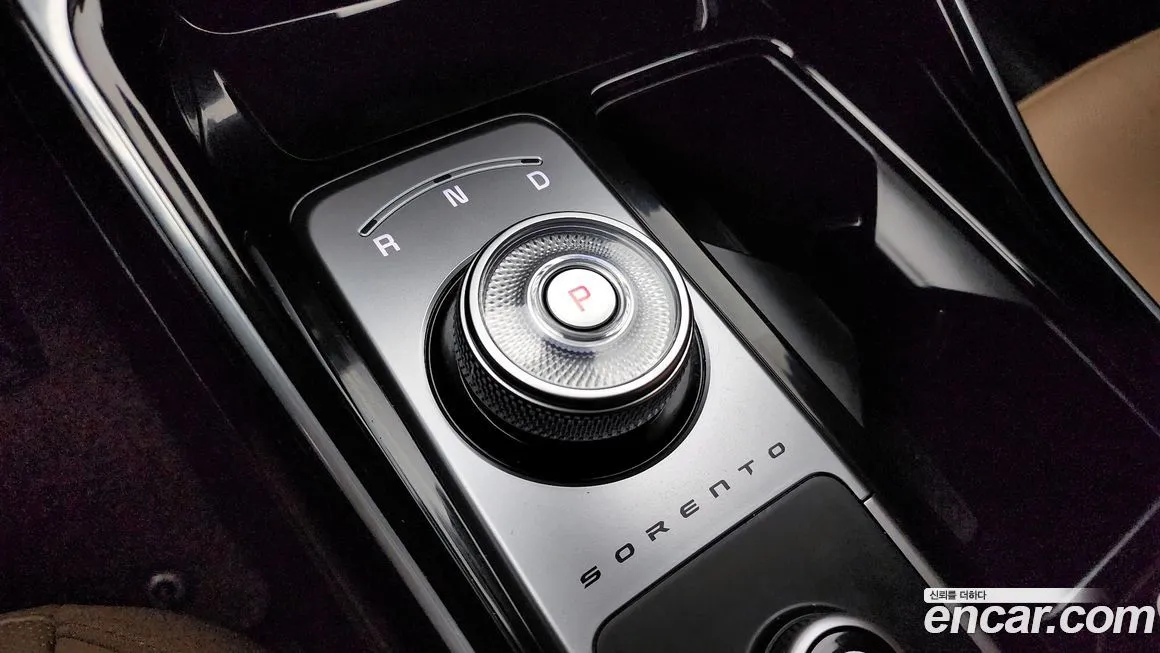 Kia Sorento — фото 9