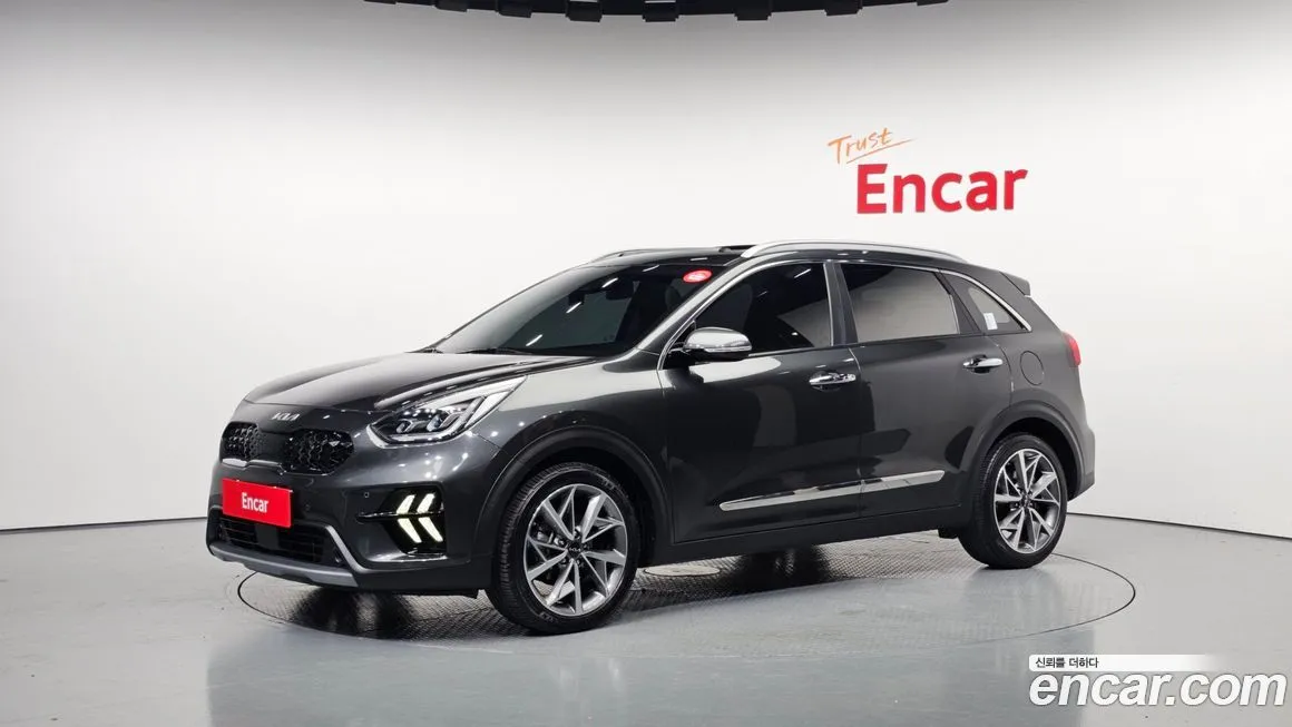 Kia Niro — фото 1