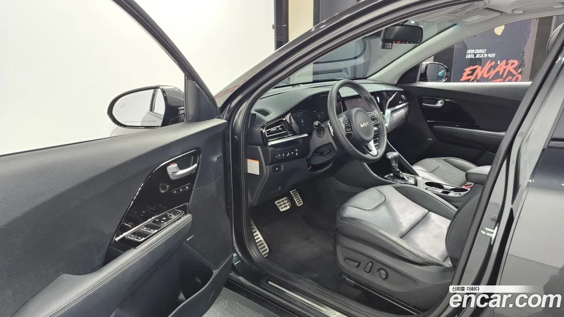 Kia Niro — фото 10