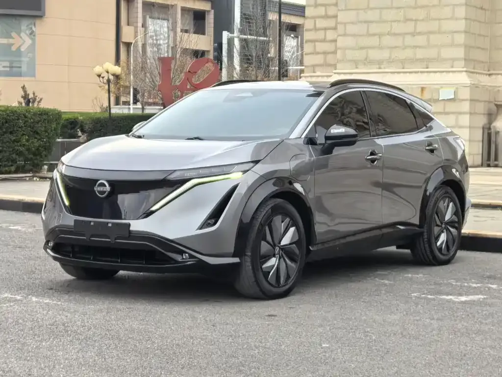 Nissan Ariya — фото 1