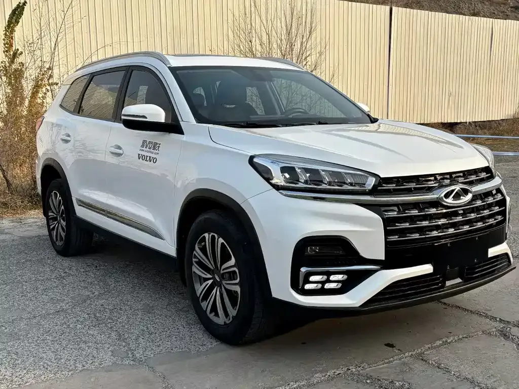 Chery Tiggo 8 — фото 3