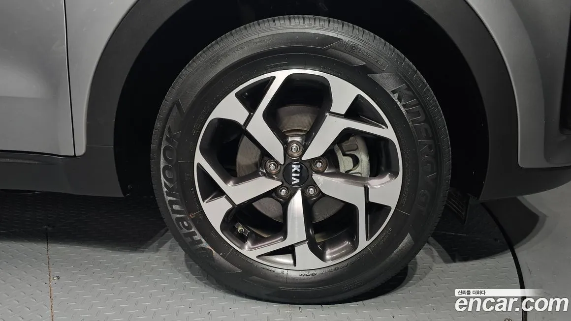 Kia Sportage — фото 5