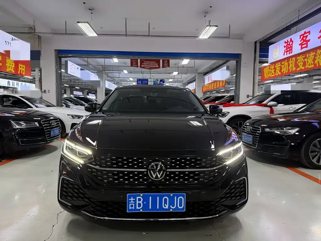 Volkswagen Passat — фото 2
