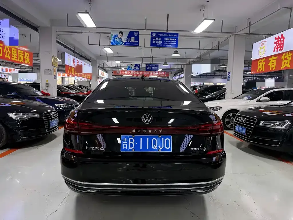 Volkswagen Passat — фото 5