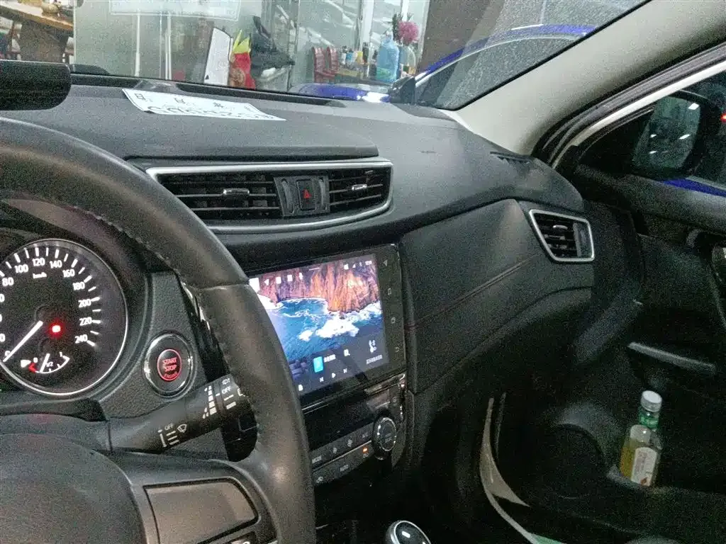 Nissan Qashqai — фото 10