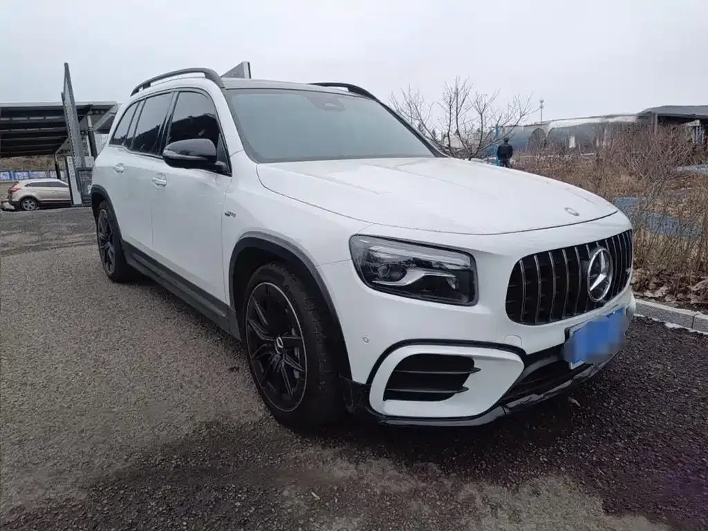 Mercedes-Benz GLB AMG — фото 2