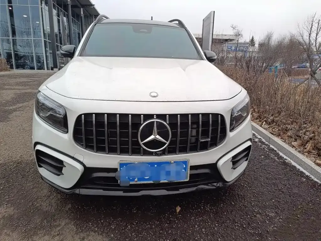 Mercedes-Benz GLB AMG — фото 3