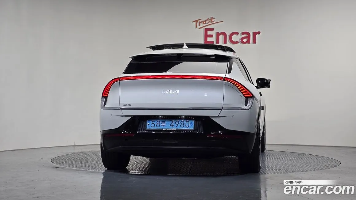 Kia EV6 — фото 4