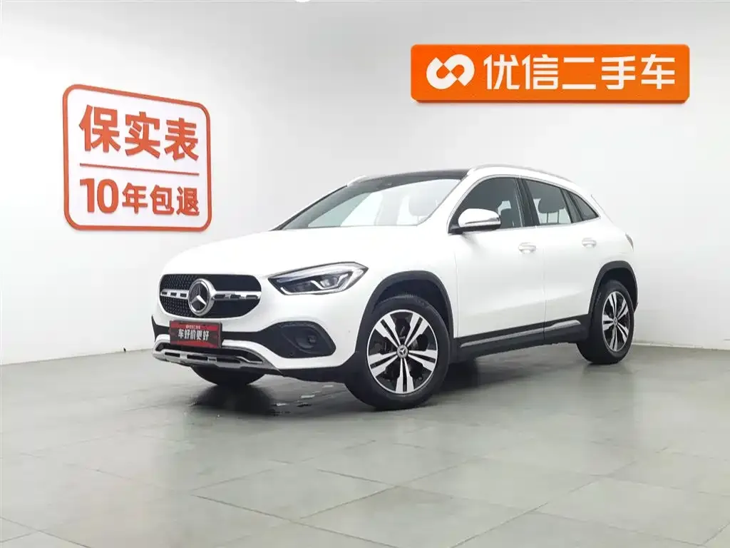 Mercedes-Benz GLA — фото 1