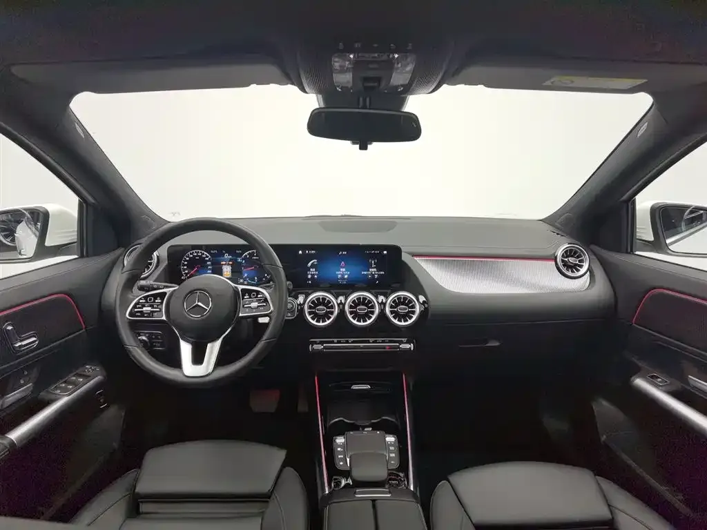 Mercedes-Benz GLA — фото 5