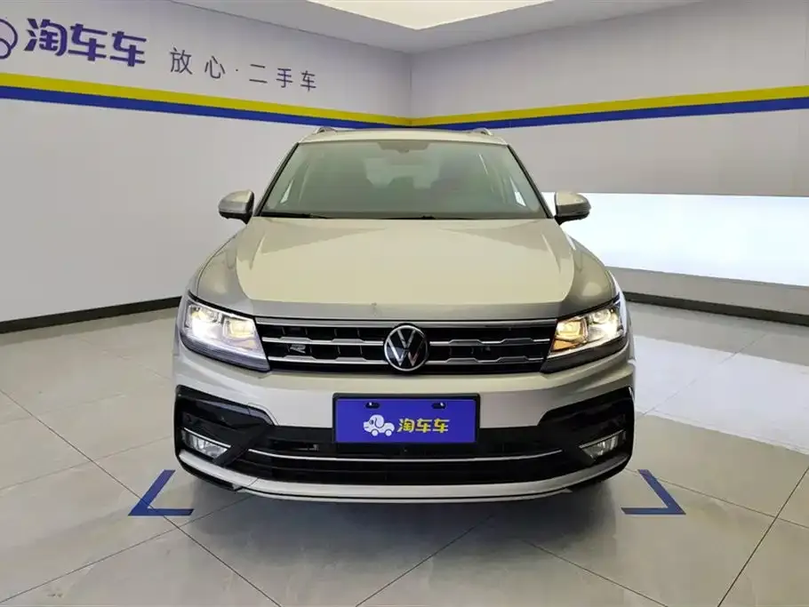 Volkswagen Tiguan L — фото 2