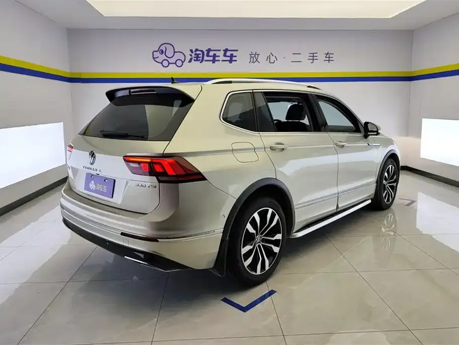 Volkswagen Tiguan L — фото 3