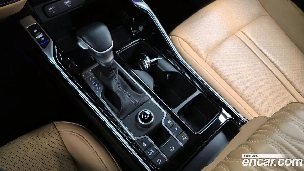 Kia Sorento — фото 9
