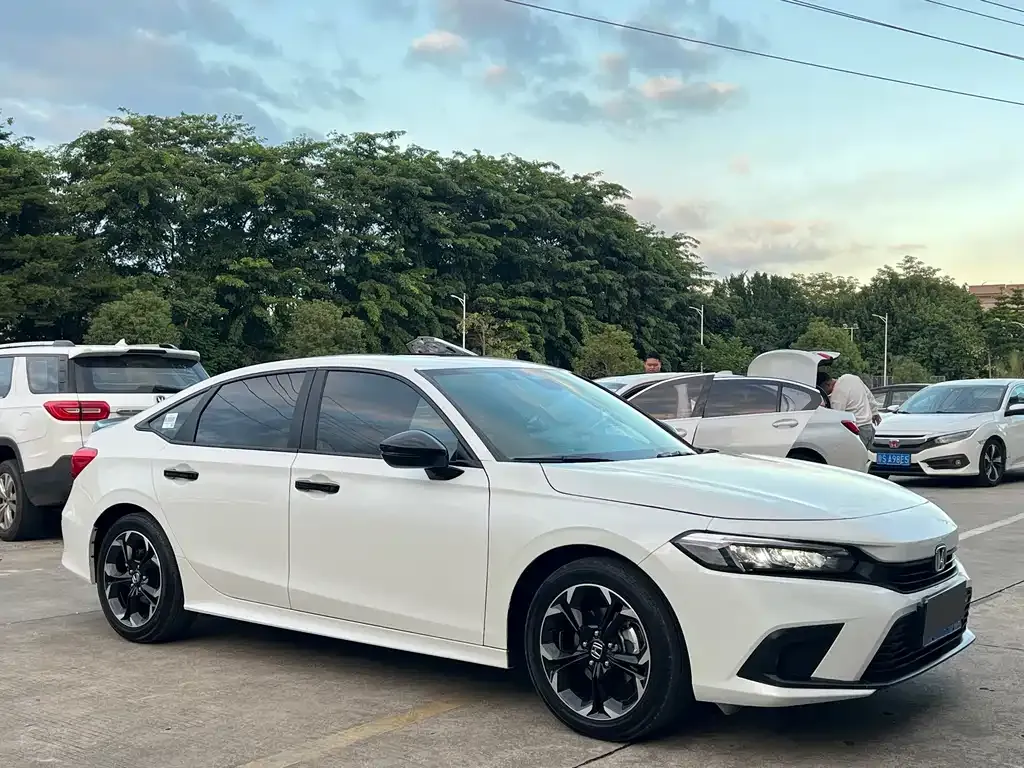 Honda Civic — фото 3
