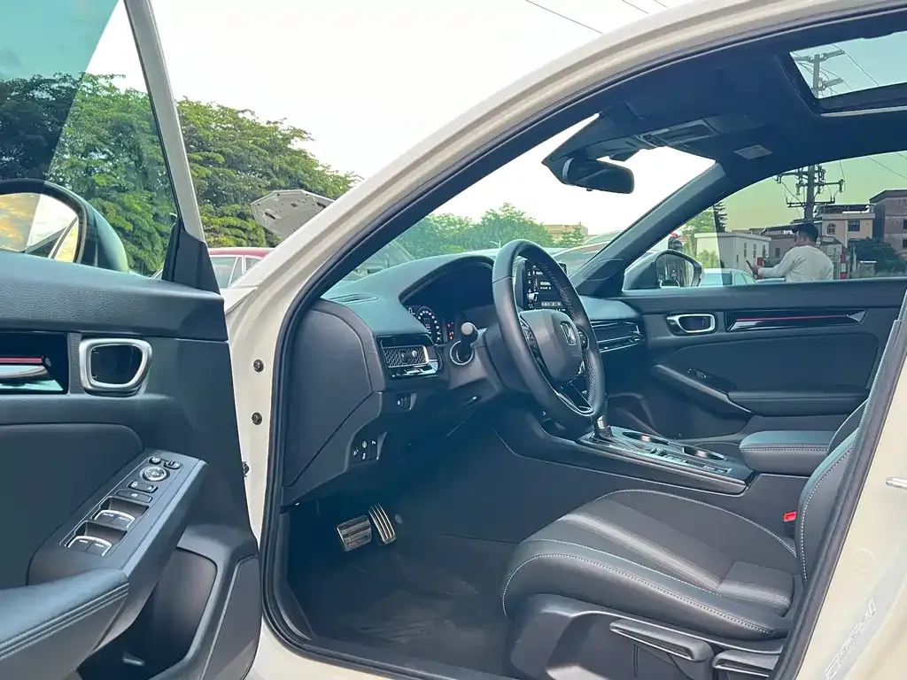 Honda Civic — фото 4