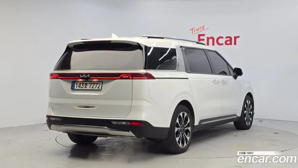 Kia Carnival — фото 2