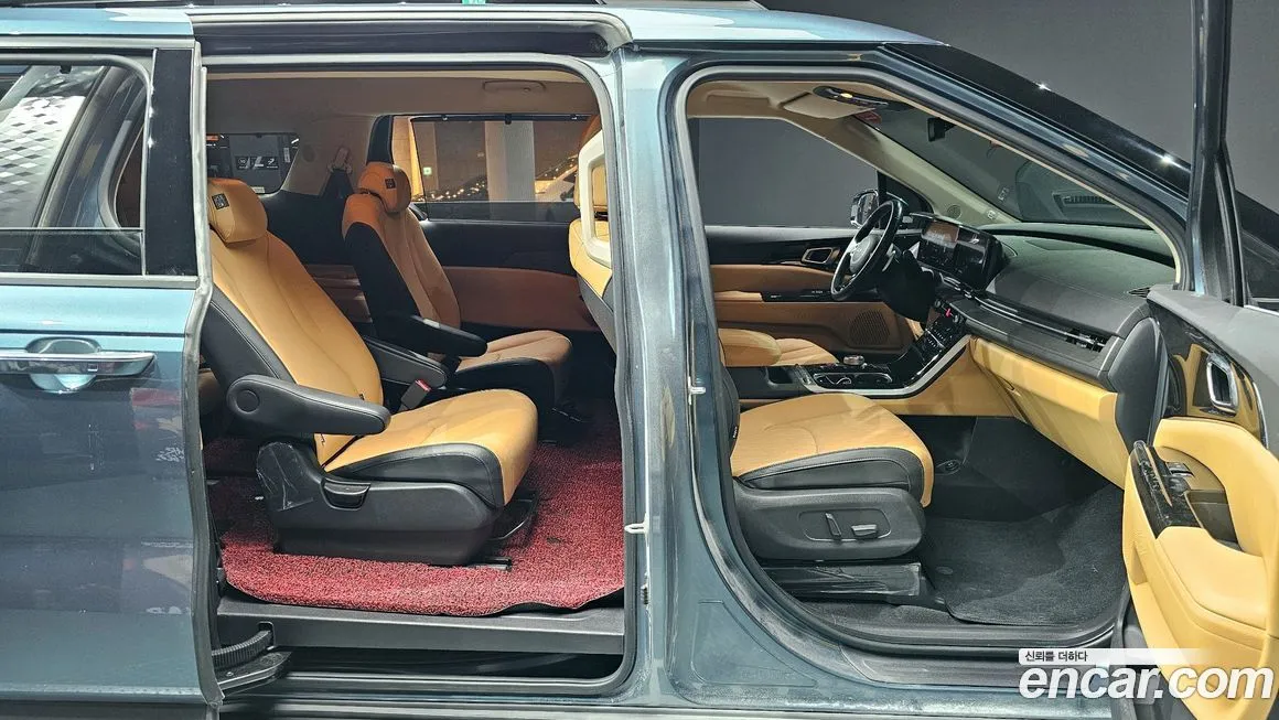 Kia Carnival — фото 10