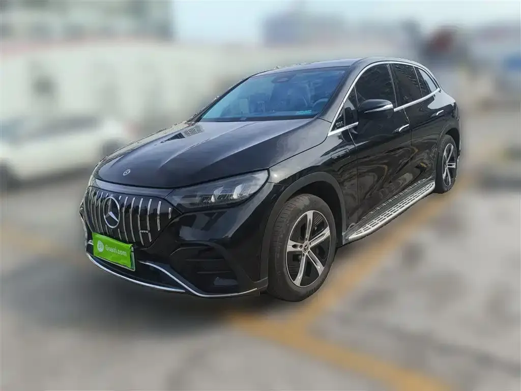 Mercedes-Benz EQE SUV — фото 1