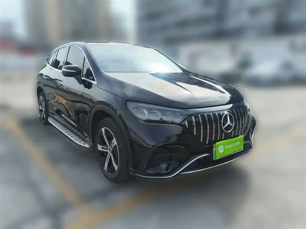 Mercedes-Benz EQE SUV — фото 4