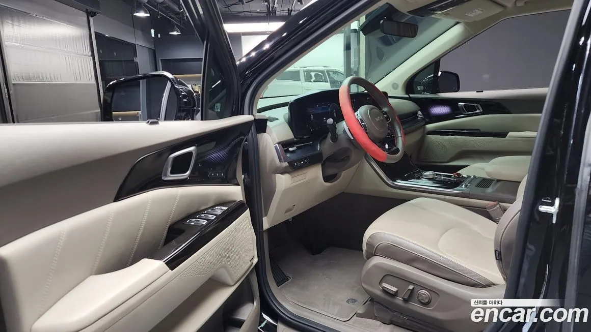 Kia Carnival — фото 10
