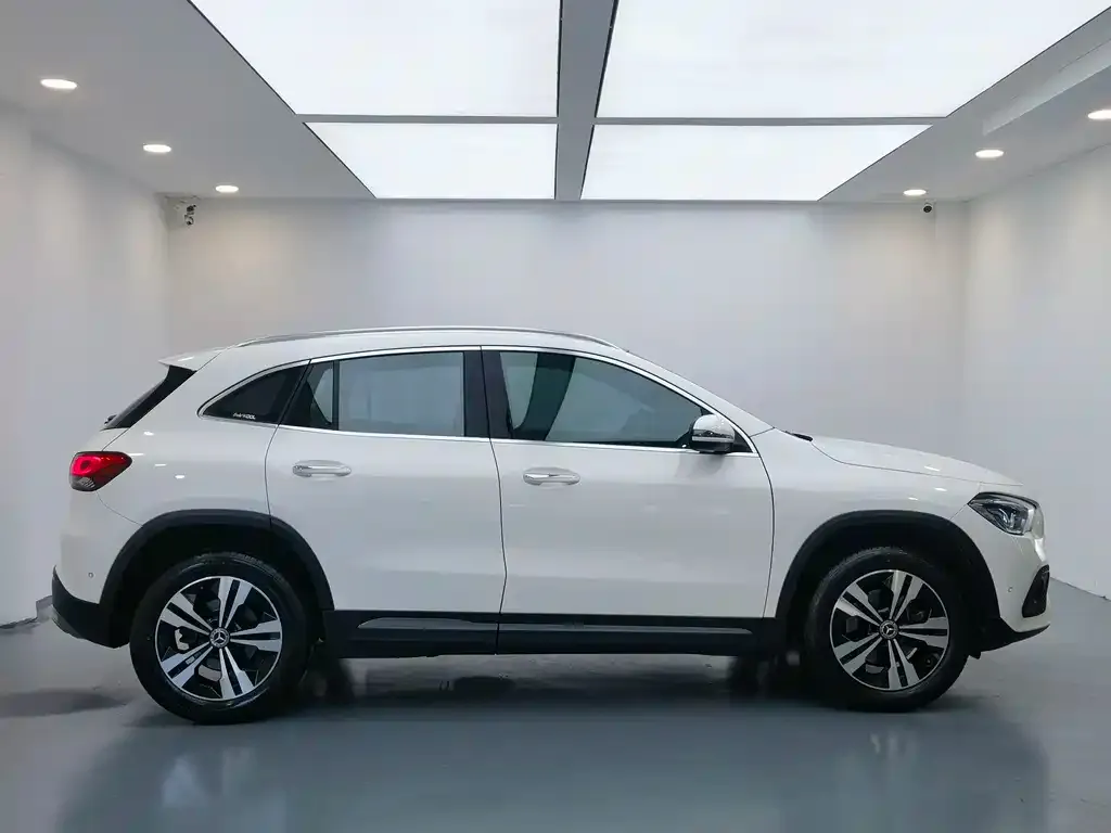 Mercedes-Benz GLA — фото 4