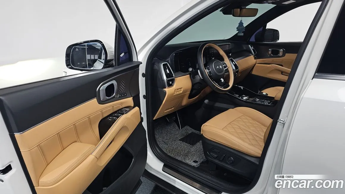 Kia Sorento — фото 10