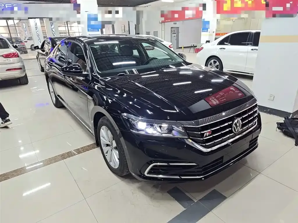 Volkswagen Passat — фото 4
