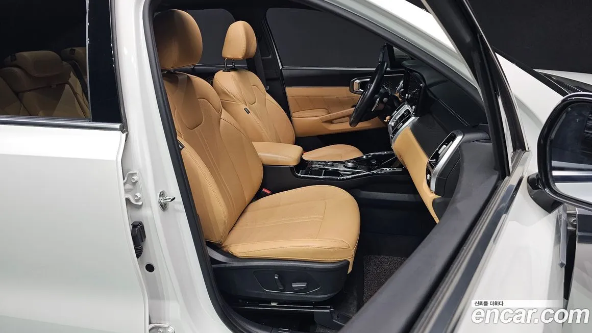 Kia Sorento — фото 10