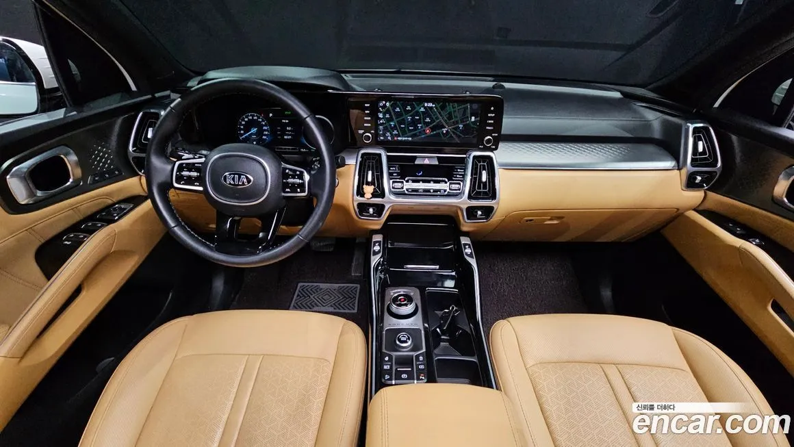 Kia Sorento — фото 7