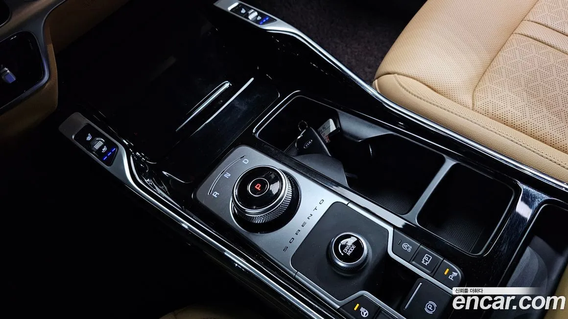 Kia Sorento — фото 9