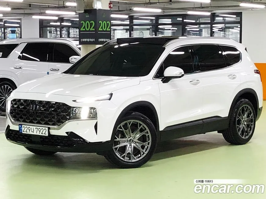 Hyundai Santafe — фото 1