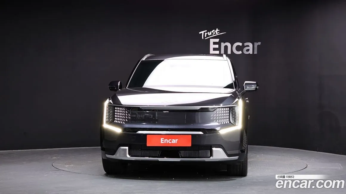 Kia EV9 — фото 3