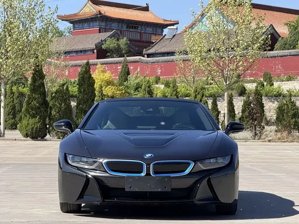 BMW i8 — фото 2