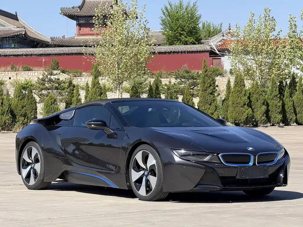 BMW i8 — фото 3
