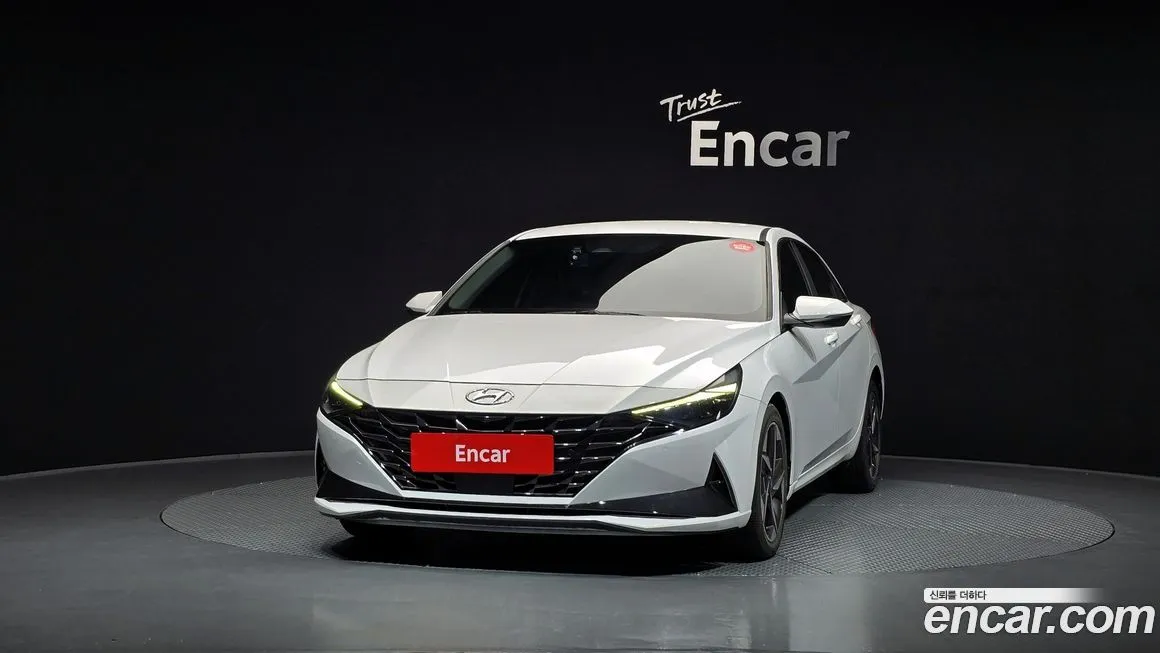 Hyundai AVANTE — фото 3