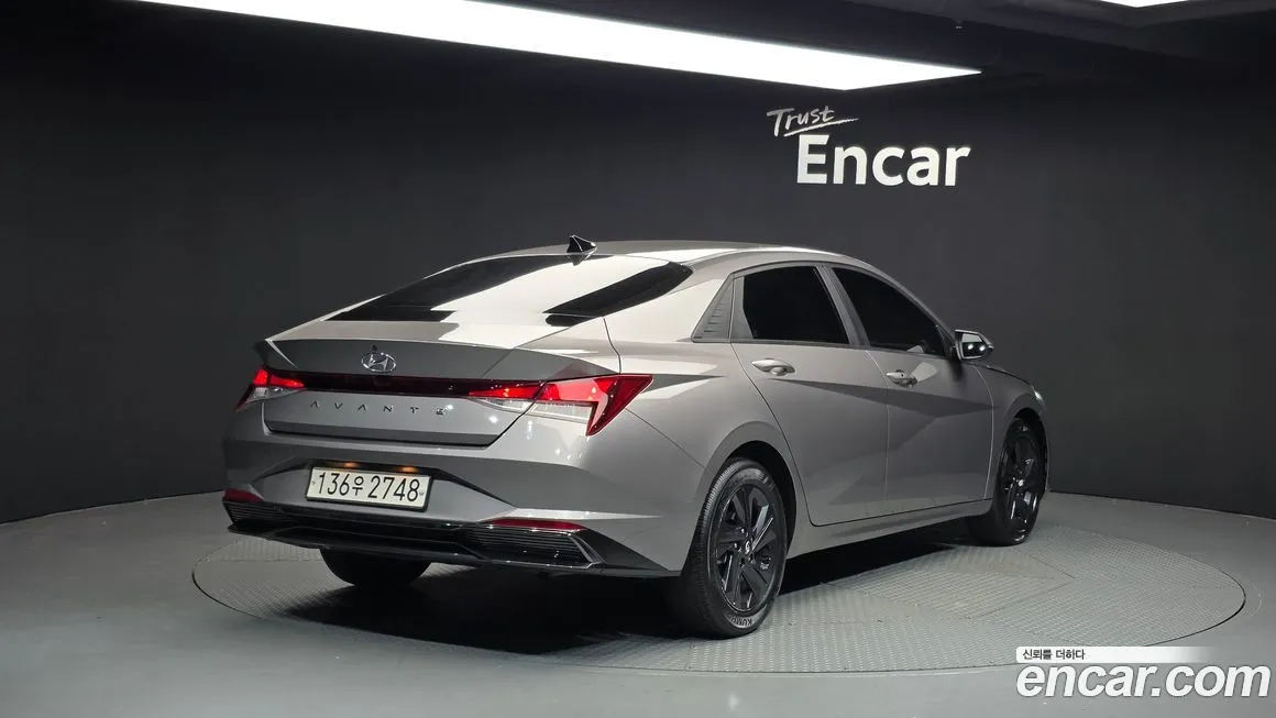 Hyundai AVANTE — фото 2