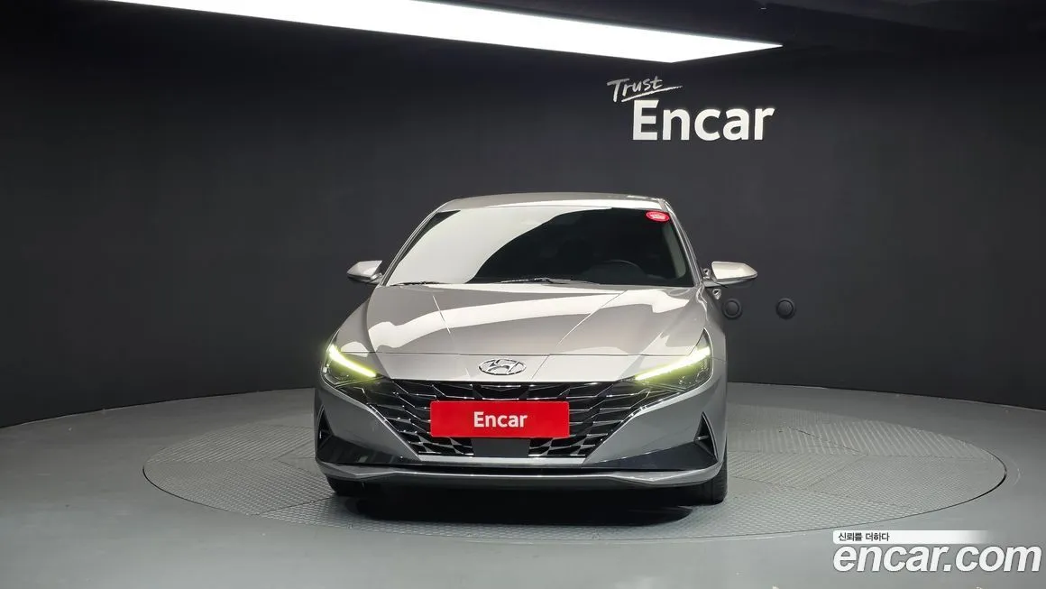 Hyundai AVANTE — фото 3