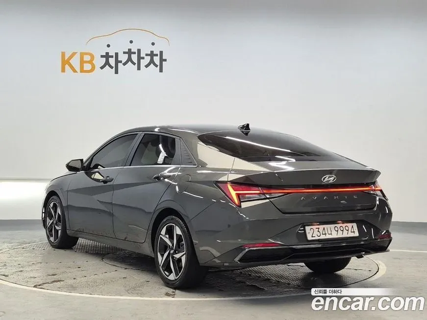 Hyundai AVANTE — фото 2