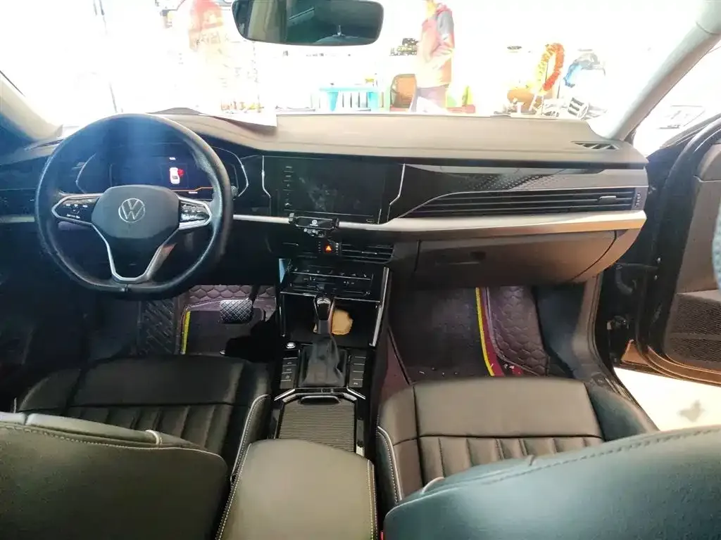 Volkswagen Passat — фото 10