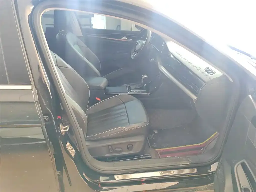 Volkswagen Passat — фото 8