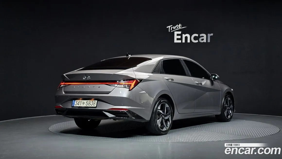 Hyundai AVANTE — фото 2