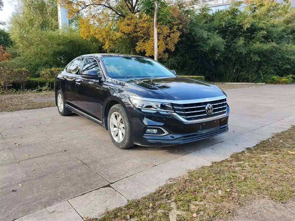 Volkswagen Passat — фото 4