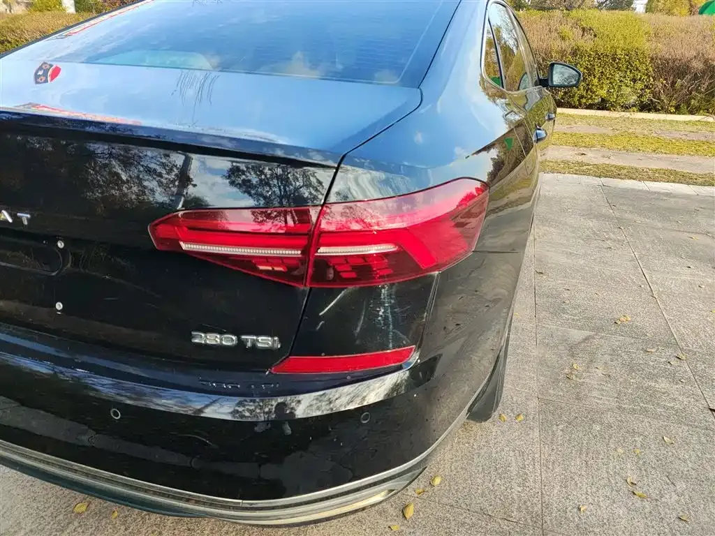 Volkswagen Passat — фото 8