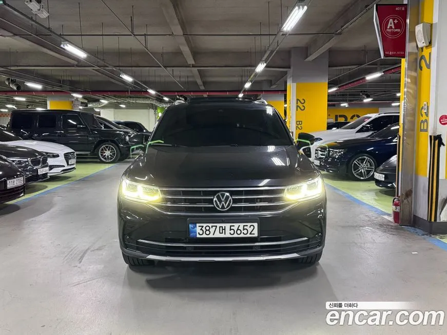 Volkswagen Tiguan — фото 1