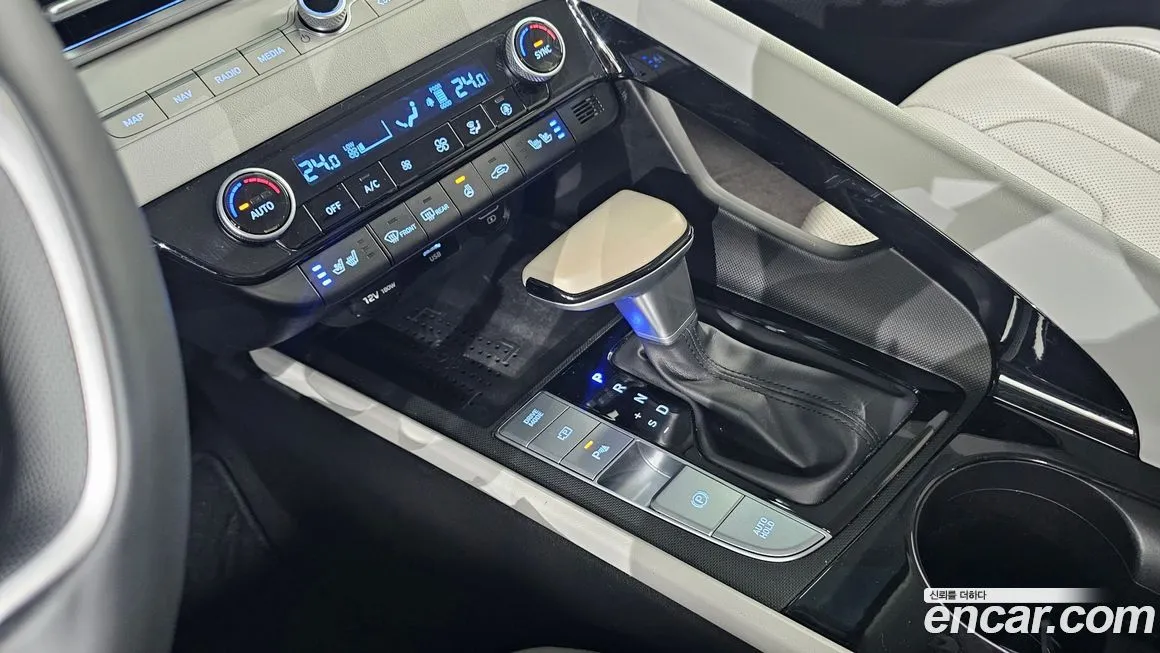 Hyundai AVANTE — фото 9