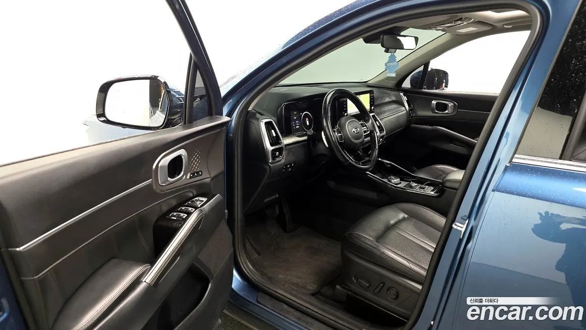 Kia Sorento — фото 10
