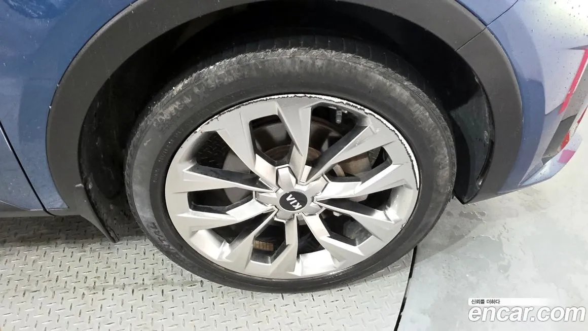 Kia Sorento — фото 5